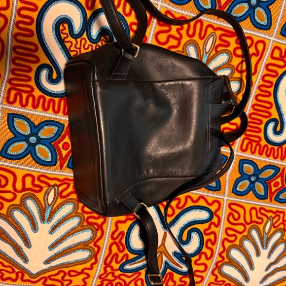 Vintage Coach Legacy West Leather Drawstring Backpack - Picture 5 of 14